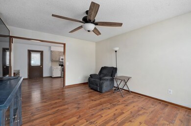 315 W High St-11