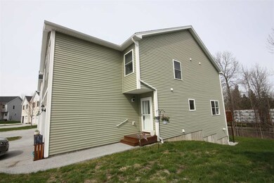24 Ally Dr unit 24, Swanton, VT 05488 - photo 2