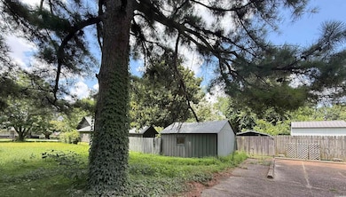 1108 N Izard St, Forrest City, AR 72335 - photo 2