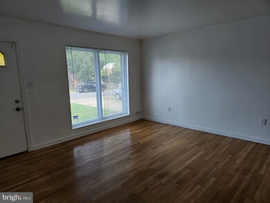 5916 Rosedale Dr, Hyattsville, MD 20782 - photo 3