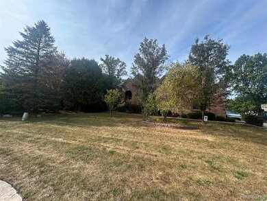 3904 Kaeleaf Rd, Lake Orion, MI 48360 - photo 3