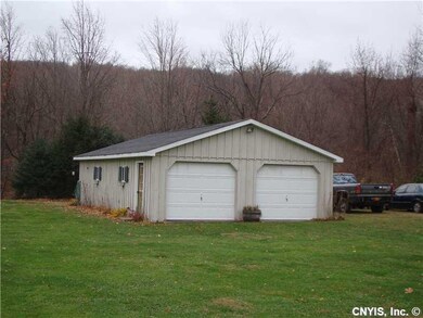 Garage 20  x 40  Detached Garage