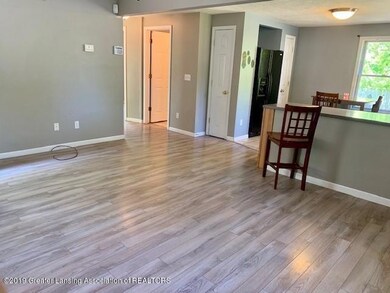 5767 Selfridge Blvd, Lansing, MI 48911 - photo 7