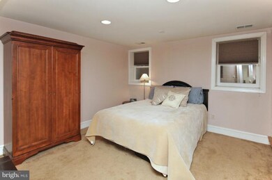 2017 Kalorama Rd NW unit 2, Washington, DC 20009 - photo 2