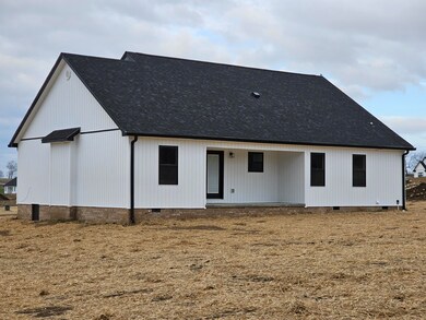 132 Gracelynn Cir, Harrodsburg, KY 40330 - photo 4