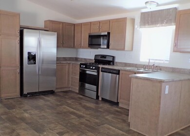 MV #40 Kitchen (2)