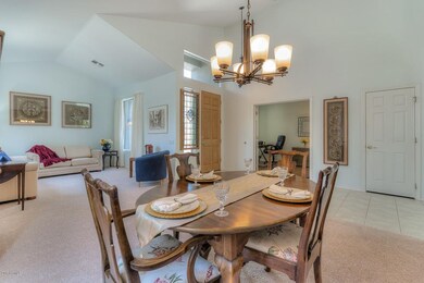 004c Formal Dining
