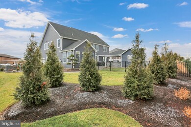 472 Lynn Dr, Chambersburg, PA 17202 - photo 5