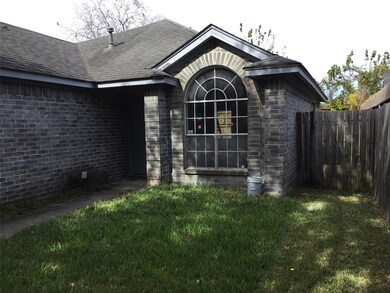 3106 Vega St, Houston, TX 77088 - photo 5