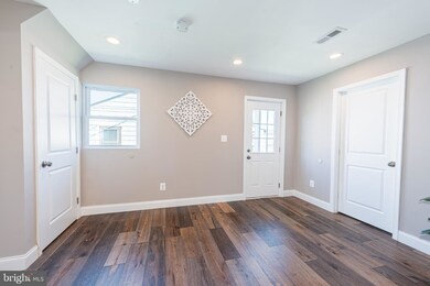 2207 Lodge Forest Dr, Sparrows Point, MD 21219 - photo 5