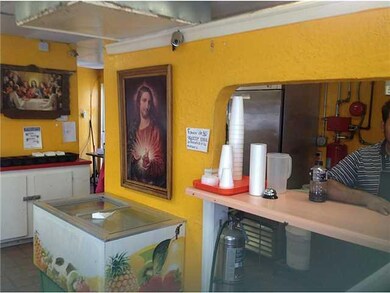 3828 N Piedras St, El Paso, TX 79930 - photo 7