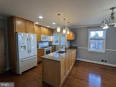 8643 Black Oak Rd, Parkville, MD 21234 - photo 4