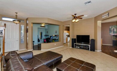 3257 E Maplewood St Gilbert AZ-large-006