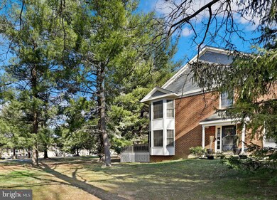 9523 Dunbrook Ct, Montgomery Village, MD 20886 - photo 4