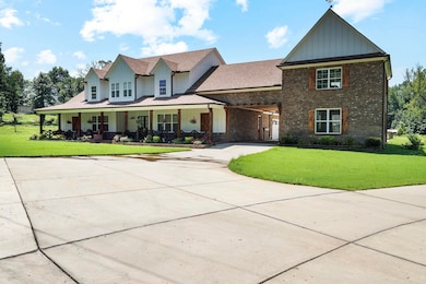 12097 Old Byhalia Rd, Byhalia, MS 38611 - photo 2