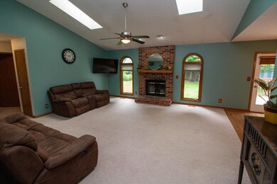 3205 Sherwood Dr S, Lafayette, IN 47909 - photo 2