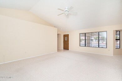 Desert Glen - Living 2