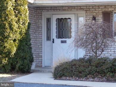 2722 Fillmore Dr, Chambersburg, PA 17201 - photo 4