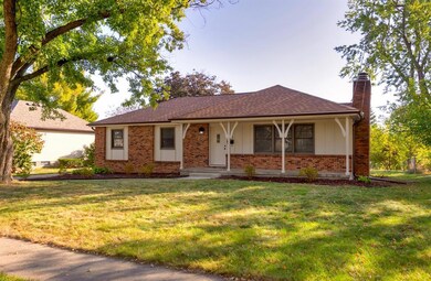 621 33rd St, West Des Moines, IA 50265 - photo 2