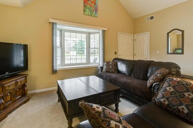 8369 Orchard Knoll -125