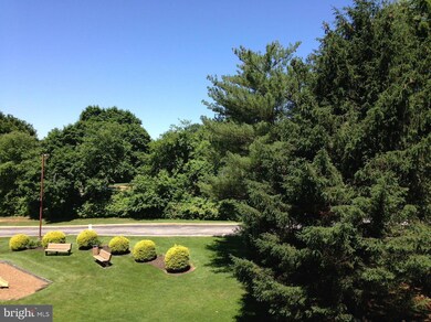 Radnor House unit 229, Bryn Mawr, PA 19010 - photo 3