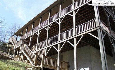 208 Artists Aly, Blowing Rock, NC 28605 - photo 6