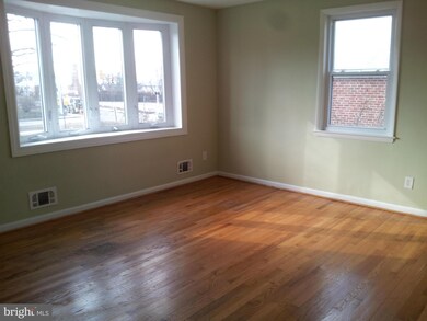 2614 E Northern Pkwy, Baltimore, MD 21214 - photo 2