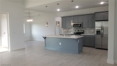 605 NE 23rd Terrace, Cape Coral, FL 33909 - photo 4