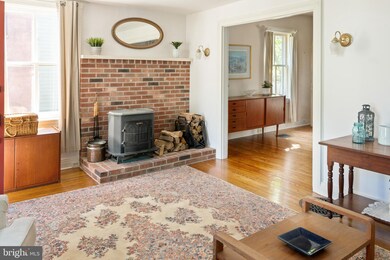 17 2nd St, Erwinna, PA 18920 - photo 4