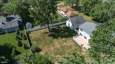 10S171 Alma Ln, Naperville, IL 60564 - photo 3