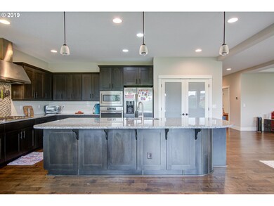 13904 SE Nightingale Ave, Happy Valley, OR 97015 - photo 5