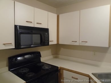 1002 Brookhollow Dr unit 11, Fayetteville, NC 28314 - photo 6