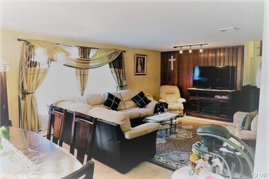 1046 N Glenwood St, Allentown, PA 18104 - photo 4