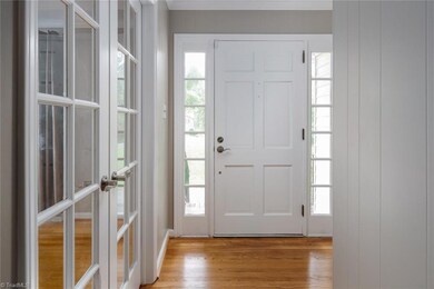 5504 Fallingbrooks Dr, Greensboro, NC 27407 - photo 7