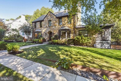 4105 Aspen St, Chevy Chase, MD 20815 - photo 2