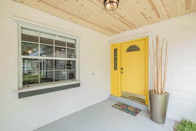 320 Jamaica Dr, Merritt Island, FL 32952 - photo 2