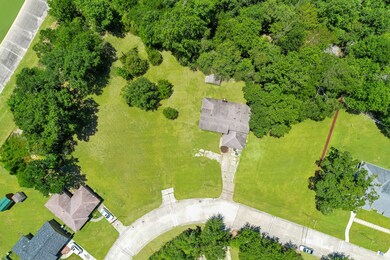 6613 Bayou View Dr, Houston, TX 77091 - photo 5