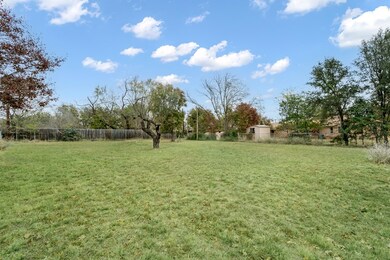 1013 Avenue B unit 6, Fredericksburg, TX 78624 - photo 4