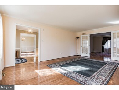 951 Cox Rd, Moorestown, NJ 08057 - photo 4