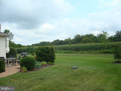 1065 Burgundy Cir, Pennsburg, PA 18073 - photo 3