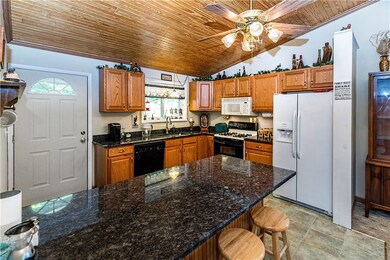 19279 Reservoir Rd, Saegertown, PA 16433 - photo 5