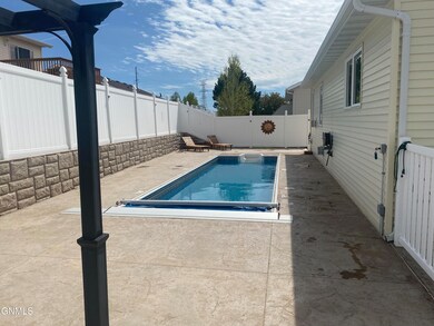 2414 Pool 2