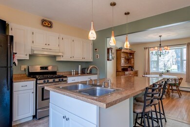11 Larch Rd, Georgetown, MA 01833 - photo 3