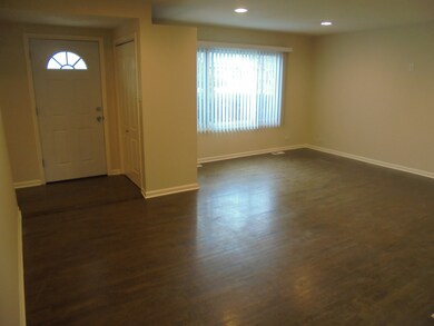 1345 E Forest Ave, Des Plaines, IL 60018 - photo 4