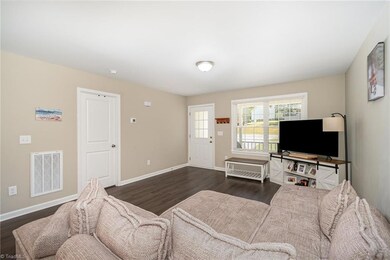 897 Berg St, Asheboro, NC 27203 - photo 6