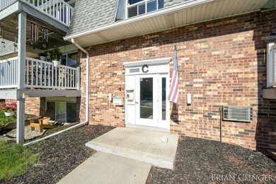 4-web-or-mls-6714-cascade-rd-se-unit-c9
