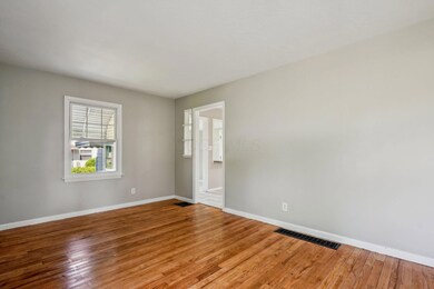 16-web-or-mls-1118-e-26th-ave
