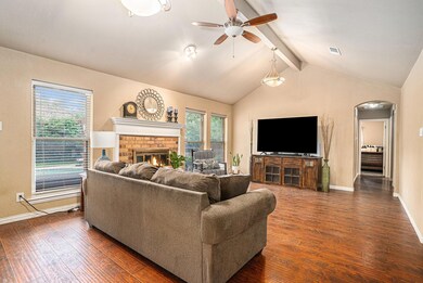 704 Highland Park Dr, Hurst, TX 76054 - photo 7