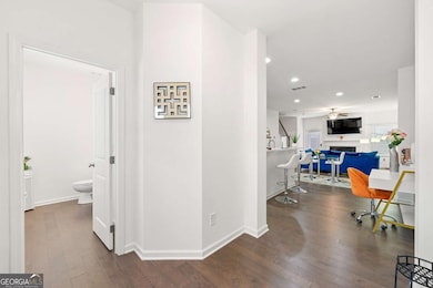 849 Crestwell Cir SW, Atlanta, GA 30331 - photo 3