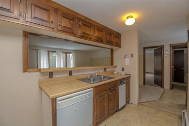 296 Thompson Rd, North Conway, NH 03860 - photo 3